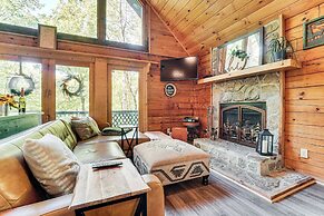 5 Mi to Helen: Hideaway w/ Deck & Grill!