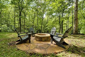 5 Mi to Helen: Hideaway w/ Deck & Grill!