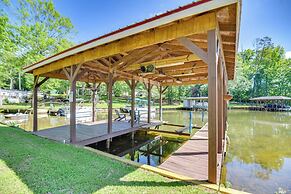 Private Dock: Pet-friendly Home on Lake Sinclair