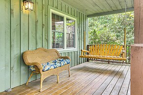 1 Mi to Downtown Cashiers: Private Cabin w/ Deck