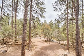 Near Fossil Creek & Trails: Scenic Pine Cabin!