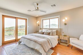 Lake Lawtonka View: Mountaintop Medicine Park Home