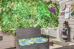 Lower-level Apt w/ Hot Tub & Sauna in Graham!