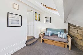 Host Stay Luna Cottage