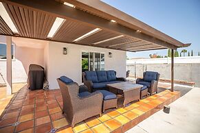 Sunny Spanish Villa Pool Parking Privacy