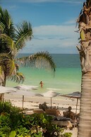 Premium Condo With Terrace Pool View