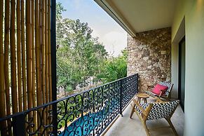 Premium Condo With Terrace Pool View