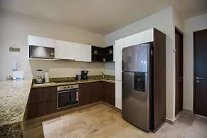 Premium Condo With Terrace Pool View