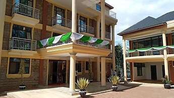 Hotel Discretion LTD