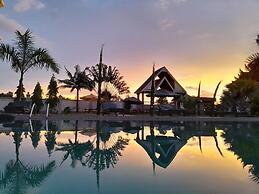 Hotel Discretion LTD