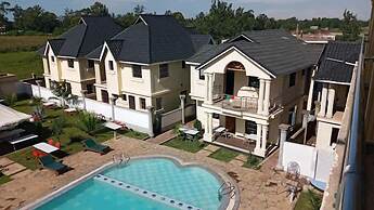 Hotel Discretion LTD