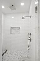 Spacious and Stylish 4-bed, 4.5-bath Home With Stunning Golf Views