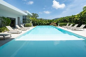 Grand 17m Pool 5BR Villa Mayacol NaiHarn