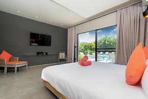 Grand 17m Pool 5BR Villa Mayacol NaiHarn