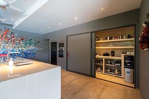 Grand 17m Pool 5BR Villa Mayacol NaiHarn