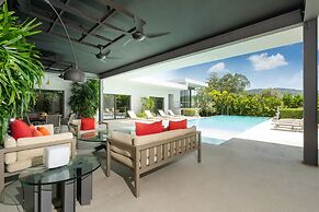 Grand 17m Pool 5BR Villa Mayacol NaiHarn