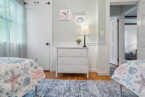 Coastal Comfort With Stunning Harbor Views 3 Bedroom Home