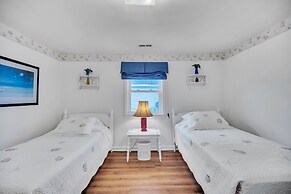 Oyster Cottage In Historic Fishing Village 2 Bedroom Cottage