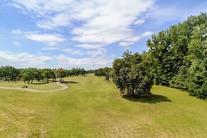 Waterway Village 13h 2 Bedroom Condo