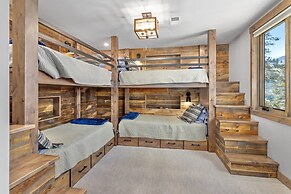 Hearthstone Luxury Vacation Rental At Windcliff 5 Bedroom Home