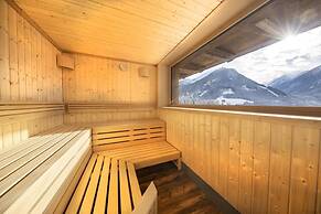 Chalet With ski Access, Neukirchen