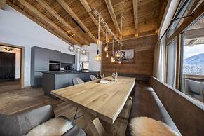 Chalet With ski Access, Neukirchen
