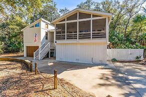 Spacious Family Getaway With Resort Amenities, Guest Cards and Golf Ca