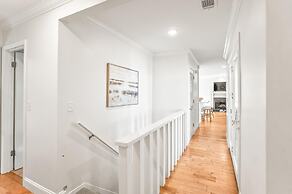 Spacious Family Getaway With Resort Amenities, Guest Cards and Golf Ca