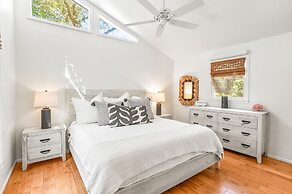 Spacious Family Getaway With Resort Amenities, Guest Cards and Golf Ca