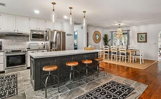 Beautifully Updated, Dog Friendly 4-bed, 4-bath Home Near Beach