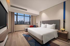 Holiday Inn Express Qingdao City Balcony by IHG