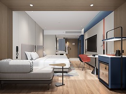 Holiday Inn Express Qingdao City Balcony by IHG