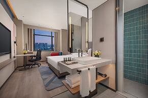 Holiday Inn Express Qingdao City Balcony by IHG