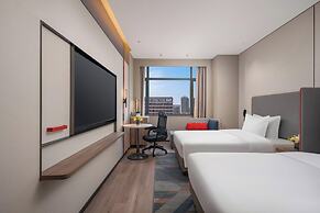 Holiday Inn Express Qingdao City Balcony by IHG