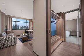 Holiday Inn Express Qingdao City Balcony by IHG