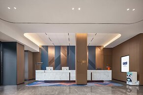 Holiday Inn Express Qingdao City Balcony by IHG