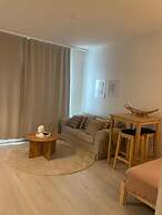 Charming 1-bedroom Apartment in Tampere With Fireplace