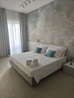 B&B Aura