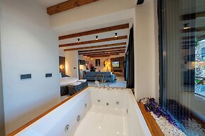 Grand Paradise Resort