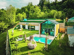 Grand Paradise Resort