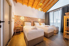 Grand Paradise Resort