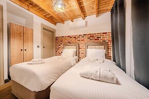 Grand Paradise Resort