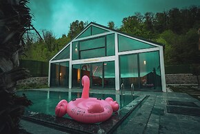 Grand Paradise Resort