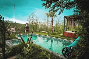 Grand Paradise Resort