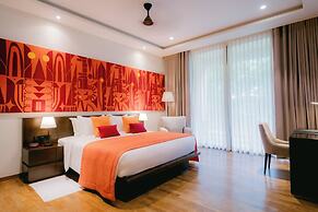 Waters Edge Hotel