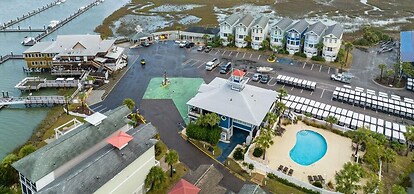 Spacious 7 Bedroom 5.5 Bath on Ocean Creek Golf Course!