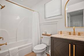 Spacious 7 Bedroom 5.5 Bath on Ocean Creek Golf Course!