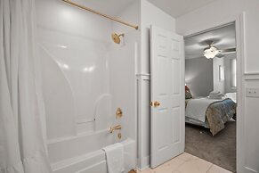 Spacious 7 Bedroom 5.5 Bath on Ocean Creek Golf Course!