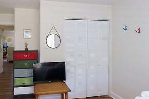 Charming 3-bed, 2-bath Home With Wonderful Views of the Golf Course