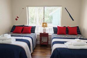 Charming 3-bed, 2-bath Home With Wonderful Views of the Golf Course